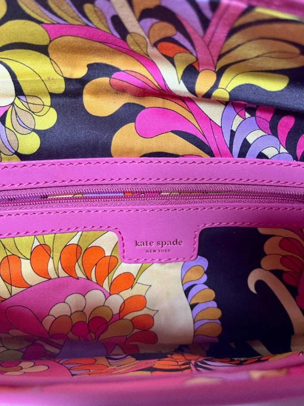 Kate Spade NY Medium Woven Straw Leather Clutch Barbie Pink Floral Lining - Picture 9 of 11